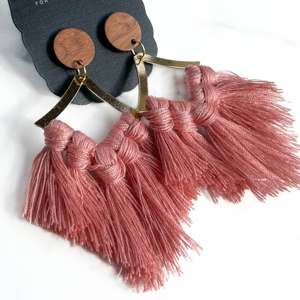 SOMETHING NEW IN POWDER PINK/EARRINGS